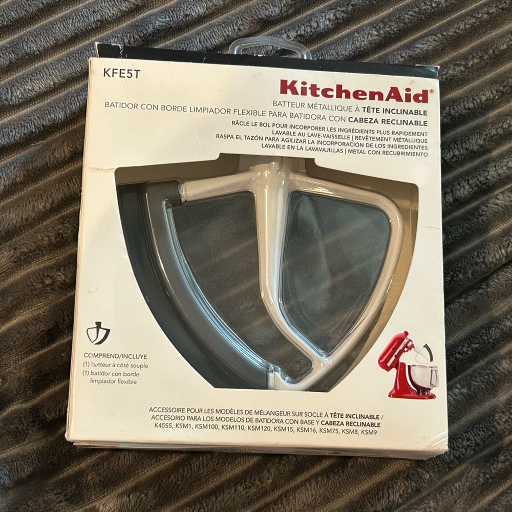 KitchenAid tilt-head flex edge beater for stand mixer